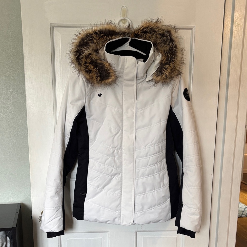 Obermeyer White and Black Ski Jacket with Fur Hood